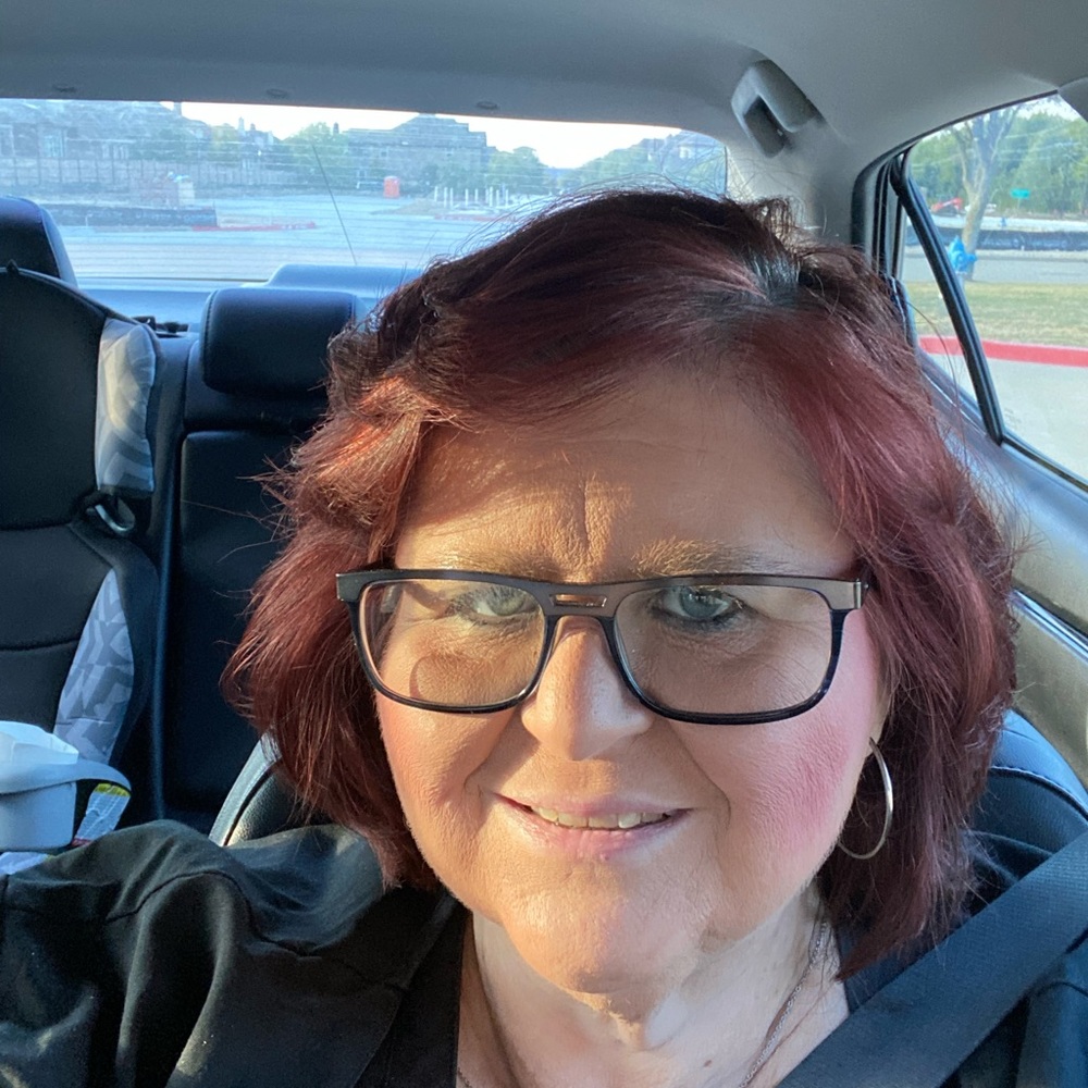 Meet your Posher, Melanie
